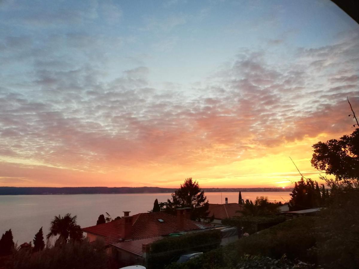Sunny Apartment Portoroz Bagian luar foto